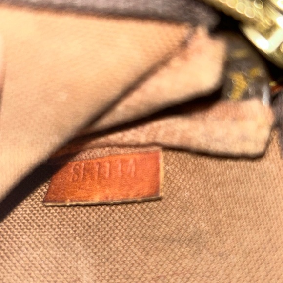 Authentic Louis Vuitton Mini Pochette - Picture 9 of 14